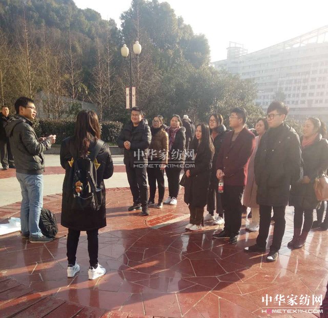 �Pʢ�Ҽ�2017������Ʒȫ��(gu��)Ѳ����Ӗ(x��n)��(hu��)����һվ�ڽ�����ʽ���_�Ļ��