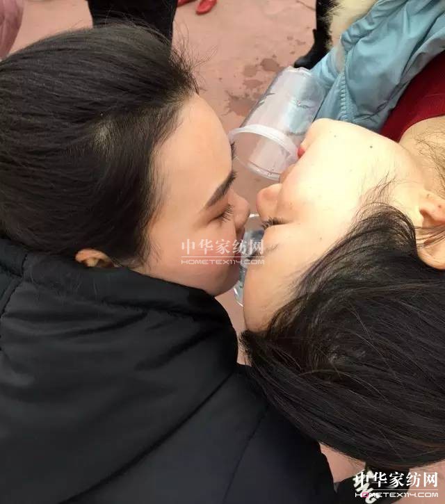 �Pʢ�Ҽ�����������Ӣ�R����ɽ�������@�����£�