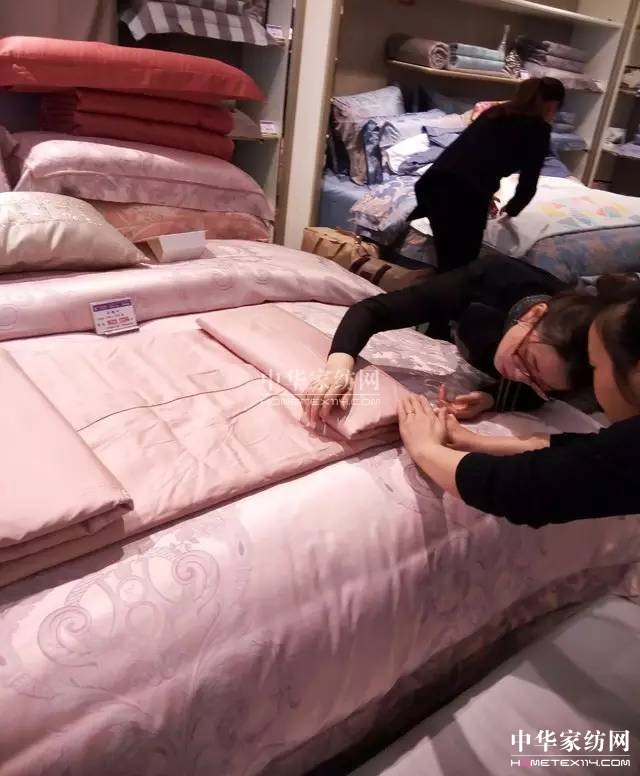 �Pʢ�Ҽ�����������Ӣ�R����ɽ�������@��������