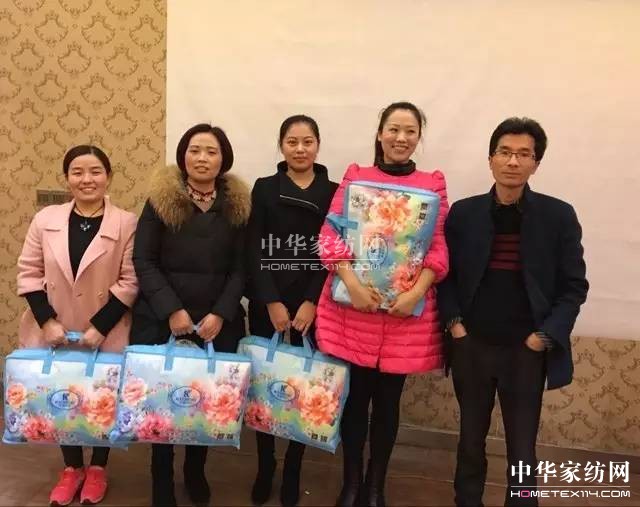 �Pʢ�Ҽ�����������Ӣ�R����ɽ�������@��������