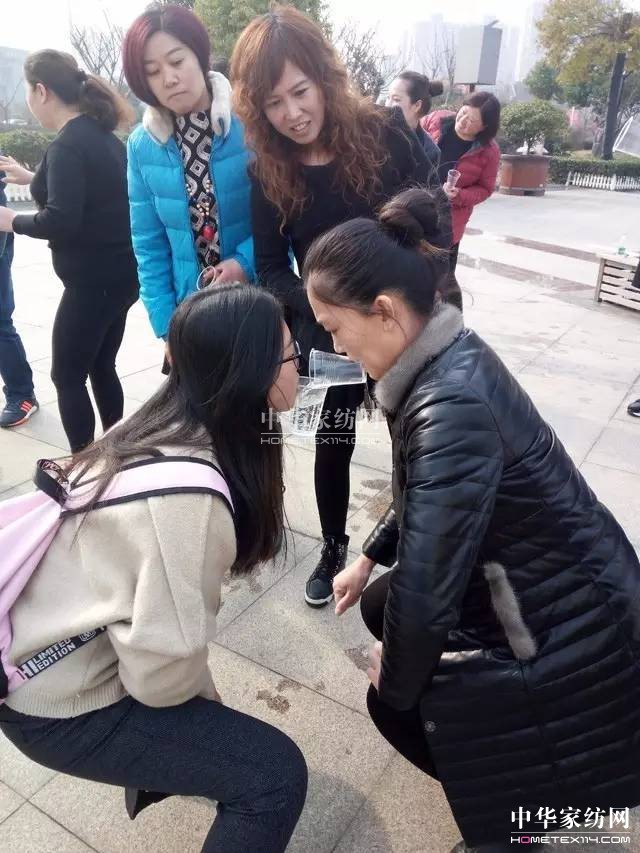 �Pʢ�Ҽ�����Ӣ���������f��Փ�������l��Ӣ����