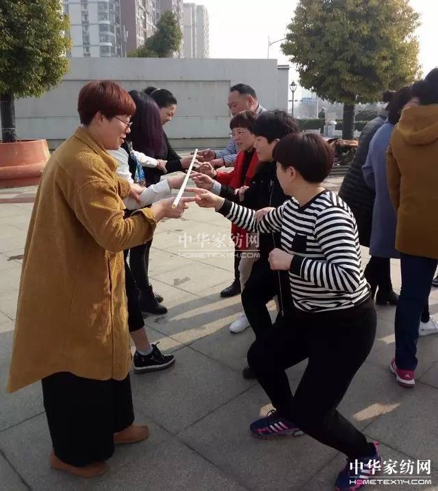 �Pʢ�Ҽ�����Ӣ���������f��Փ�������l��Ӣ����