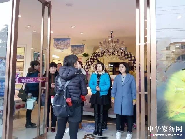 �Pʢ�Ҽ�����Ӣ���������f��Փ�������l��Ӣ����