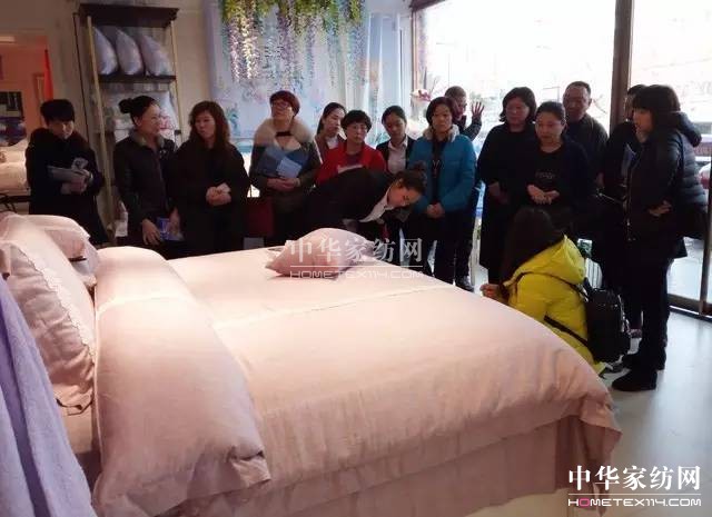 �Pʢ�Ҽ�����Ӣ���������f��Փ�������l��Ӣ����