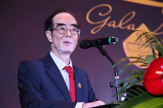 �^���_��,�_��(chu��ng)���H���r�л��l(f��)չ�r��