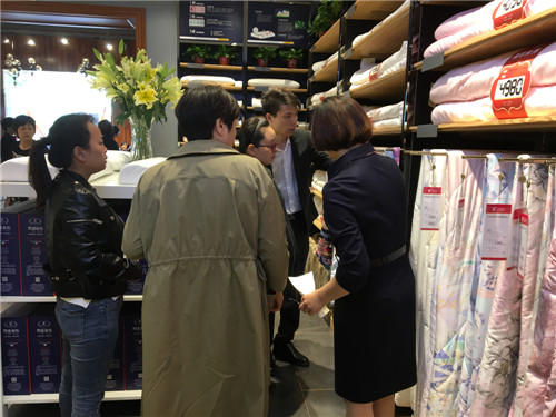 �Ԛ�����Ĳ��Ȼ�����@ôһ�ҳ���Pʢ�Ҽ��w�(y��n)��!