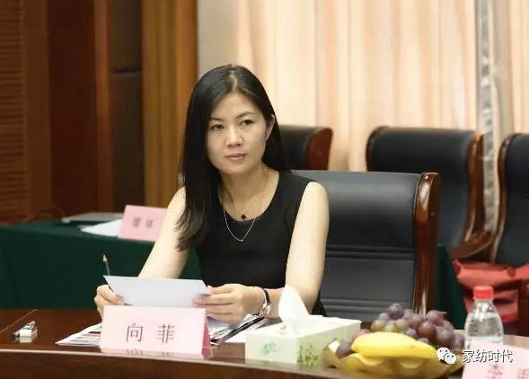 ��һ��(ch��ng)�O(sh��)Ӌ(j��)�L(f��ng)�����򺣌��������wܛ�b�O(sh��)Ӌ(j��)�M���\�������������_�u(p��ng)��