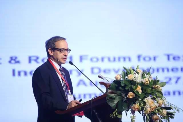 䁾̈́�(chu��ng)�����Gɫ���ɳ��m(x��)�l(f��)չ���½z·��2017��һ��һ·���������b�a(ch��n)�I(y��)�l(f��)չՓ���ڞ���ľ�R���_