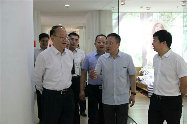 �м�(li��n)�hί��ӛ����һ�Ќ�(sh��)�����L��ͨ�Ҽ���I(y��)