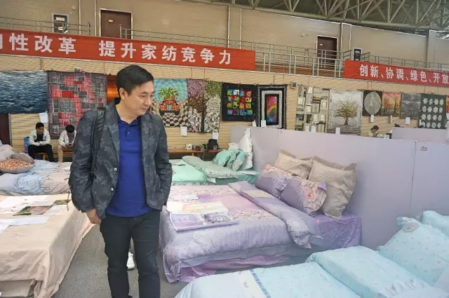 �Ҹ�������ζϯ����ͨ������������300���Ҽ��a(ch��n)Ʒ��Ů��ʣ�