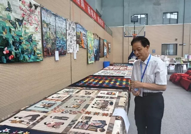 �Ҹ�������ζϯ����ͨ������������300���Ҽ��a(ch��n)Ʒ��Ů�����