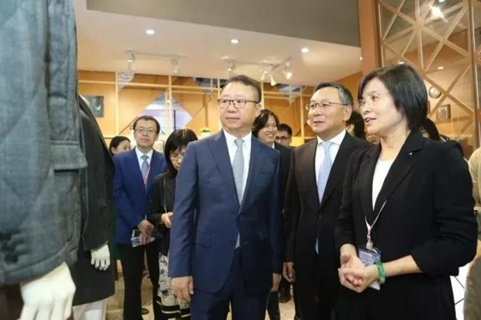 ���@�������(gu��)�L(f��ng)�����м�(li��n)���＾(li��n)չ���_Ļ