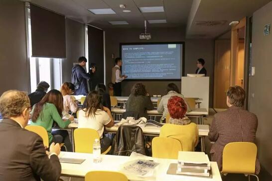 ����Ҽ��y���R�m�W�����_�����H�r��У��������