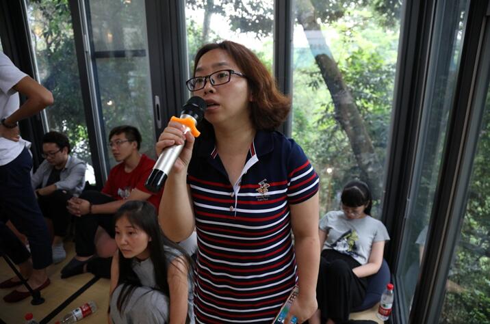 ����Ȼ���ؾ�����������һ��(ch��ng)���ӵİl(f��)����(hu��)