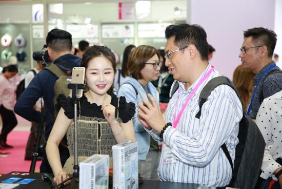 2018��26���＾���ڶYƷ�Ҿ�չʢ���_(k��i)Ļ