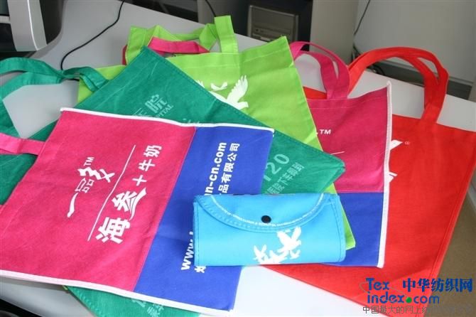 �����o(w��)�����ռ{��