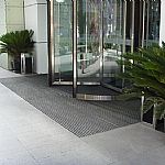 ���m�����؉|