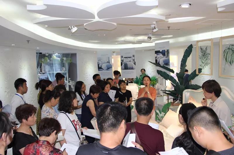 ��Ʒ•�������Ҽ�2019�ﶬ��Ʒ�l(f��)����(hu��)�A�M�չ���