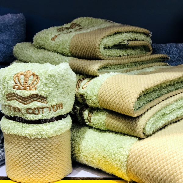 ���ϰ�ɫǧˇ���x����(gu��)�W(xu��)ë��--�L�ӱ�ǧˇ����Ʒ�������޹�˾���T(m��n)�˴�����(qi��ng)