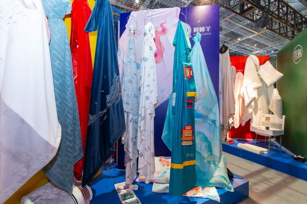 �M�F(tu��n)���ഺ���Ҽ�չ����Ҽ�ӡ�(li��n)�˄�(chu��ng)�¼Ҽ��a(ch��n)�I(y��)�����B(t��i)