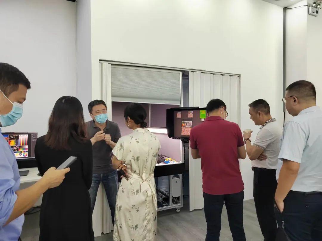 ��ʼ���Ʒ��(sh��)�aӡˇչʾ���ĳɹ���Ļ���F(xi��n)��(ch��ng)�l(f��)������ذ���Ʒ